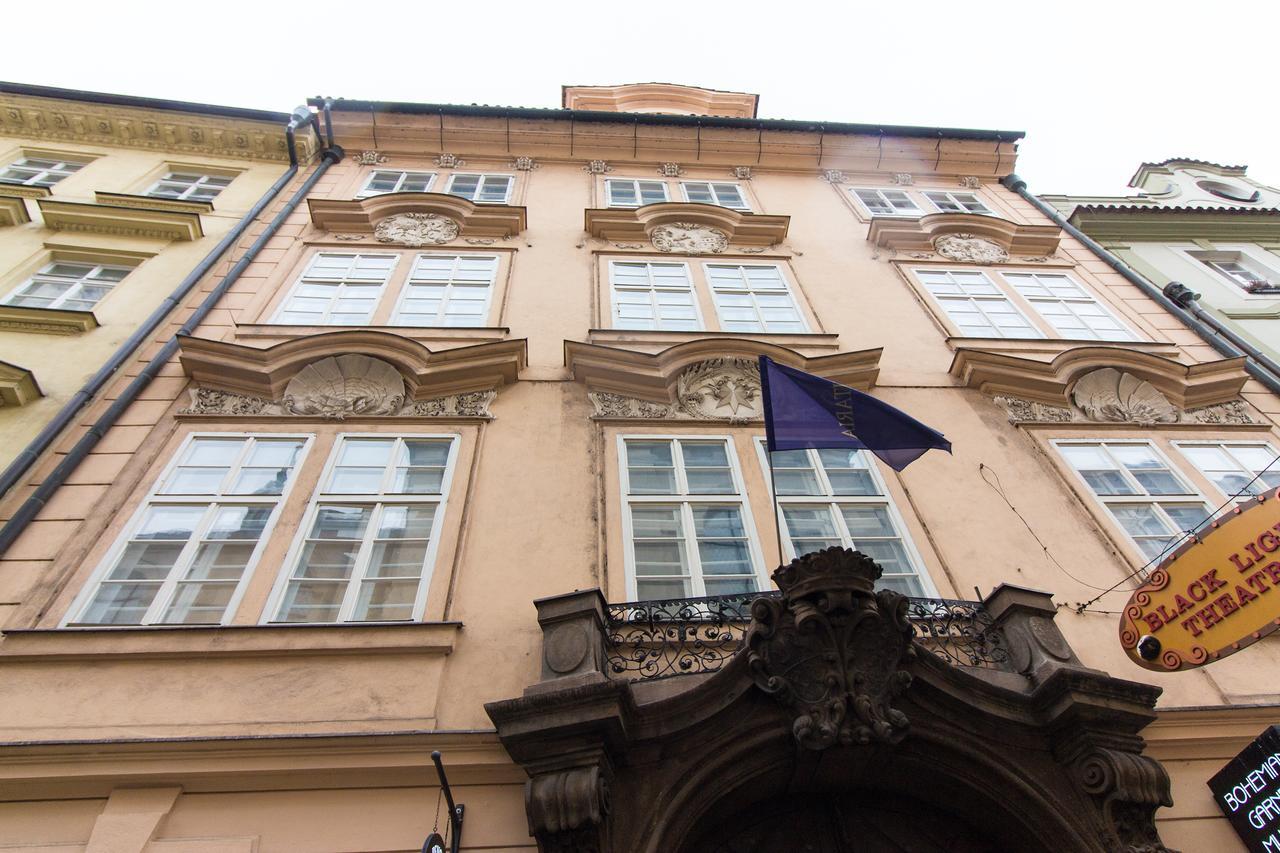 Karlova Apartment Prága Kültér fotó
